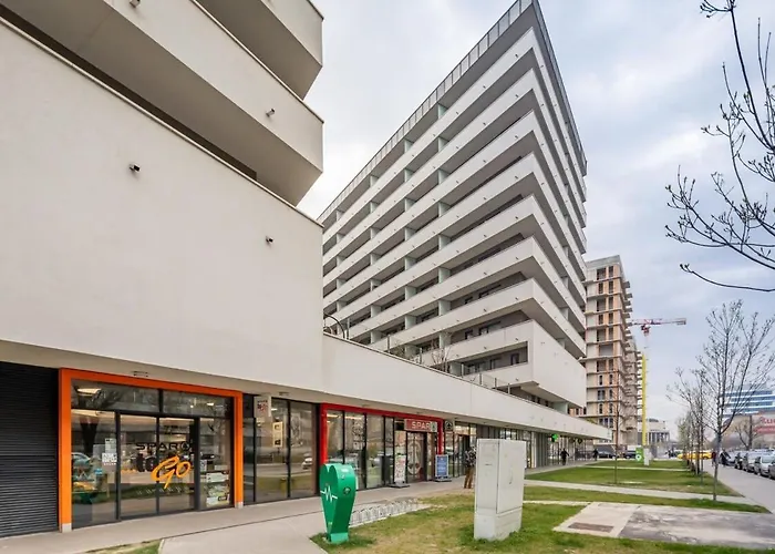 Jacuzzi On Terrace - Unique Apartamento Budapest