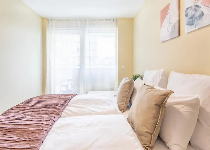 Jacuzzi On Terrace - Unique Apartamento *