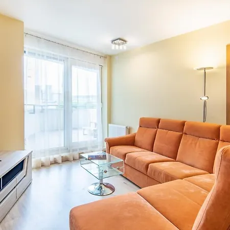 Jacuzzi On Terrace - Unique Apartamento Budapeste