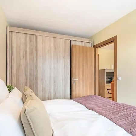 Jacuzzi On Terrace - Unique