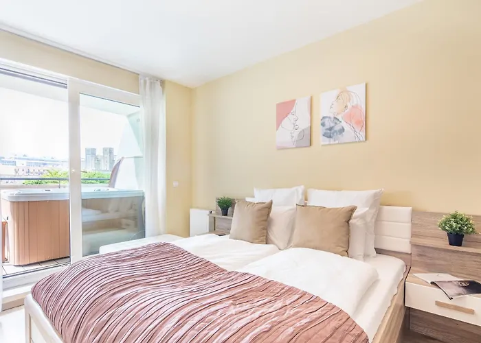 Jacuzzi On Terrace - Unique