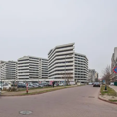 شقة Jacuzzi On Terrace - Unique