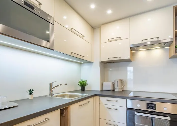 Jacuzzi On Terrace - Unique Lägenhet