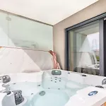 Jacuzzi On Terrace - Unique Budapešť